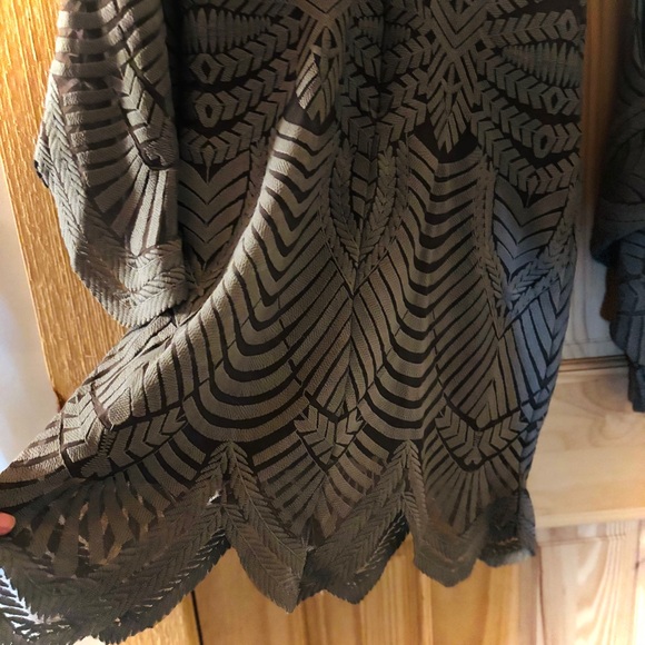 🆕Jen’s Pirate Booty x FP ‘Narcissus’ Gray Bell Sleeve Dress - Picture 9 of 12